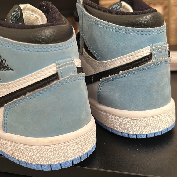 Jordan 1 Retro HighTop OG - Picture 8 of 11